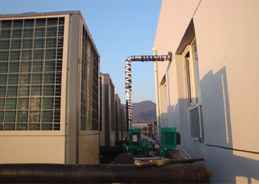 空氣能熱水器地暖怎么安裝